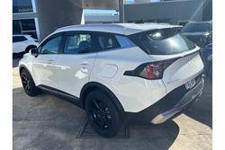 2025 Kia
                Sportage S