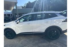 2025 Kia
                Sportage S