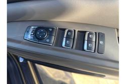 2025 Kia
Carnival GT-Line HEV