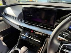 2023 Kia
Carnival Si