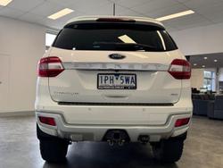 2019 Ford
Everest Titanium