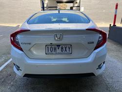 2018 Honda
Civic VTi-LX