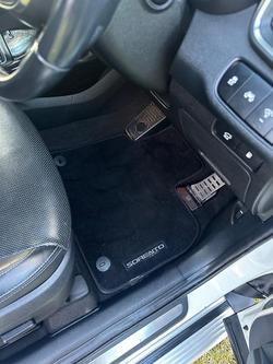 2018 Kia
Sorento SLi