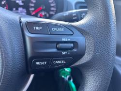 2021 Kia
                Rio S