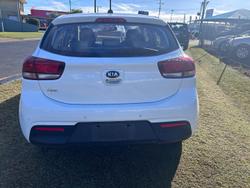 2021 Kia
                Rio S