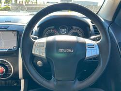 2019 Isuzu
MU-X LS-T