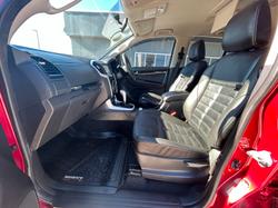 2019 Isuzu
MU-X LS-T