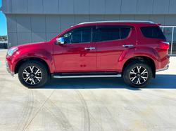 2019 Isuzu
MU-X LS-T