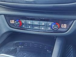 2017 Holden
Calais V