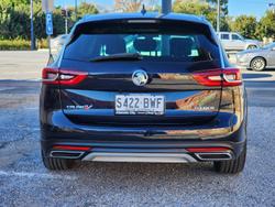 2017 Holden
Calais V