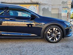 2017 Holden
Calais V