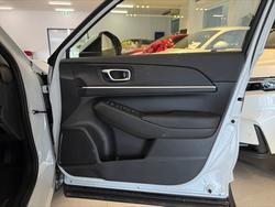 2025 Honda
HR-V e:HEV X