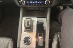 2022 Mitsubishi
Outlander PHEV Exceed