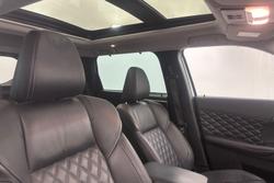 2022 Mitsubishi
Outlander PHEV Exceed