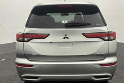 2022 Mitsubishi
Outlander PHEV Exceed