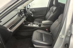 2022 Mitsubishi
Outlander PHEV Exceed
