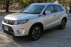 2022 Suzuki
                Vitara Turbo