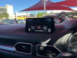 2022 Mazda
CX-8 Sport