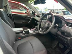 2023 Toyota
RAV4 GX