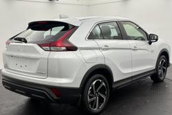 2023 Mitsubishi
Eclipse Cross PHEV ES
