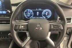 2022 Mitsubishi
Outlander PHEV Exceed