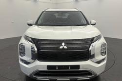 2022 Mitsubishi
Outlander PHEV Exceed