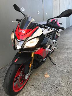 2018 Aprilia
                Tuono V4 1100 Factory 
