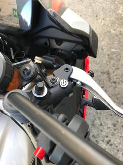 2018 Aprilia
                Tuono V4 1100 Factory 