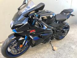 2017 Suzuki
GSX-R1000R