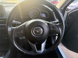 2014 Mazda
3 Maxx