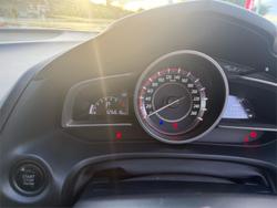2014 Mazda
3 Maxx
