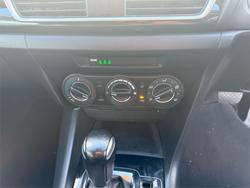 2014 Mazda
3 Maxx