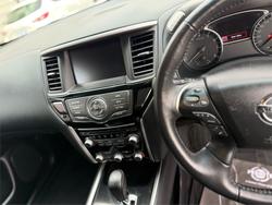 2020 Nissan
Pathfinder ST