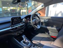 2024 Kia
Cerato S