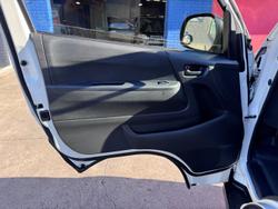 2014 Toyota Hiace KDH221R MY14 French Vanilla