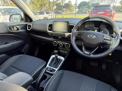 2024 Hyundai
Venue Active
