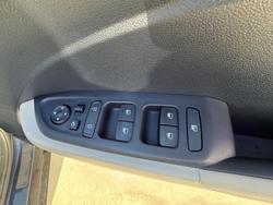 2025 Hyundai
                Venue Elite