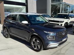 2025 Hyundai
                Venue Elite