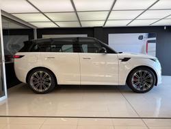 2024 Land Rover
Range Rover Sport D300 Dynamic SE