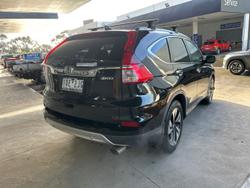 2015 Honda
CR-V VTi-L