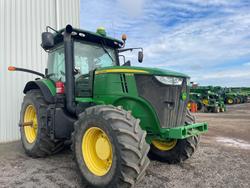 2012 John Deere 7200R Green