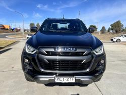 2021 Isuzu
D-MAX X-TERRAIN