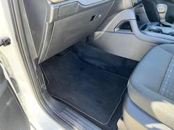 2022 Ford
                Everest Ambiente