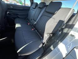 2022 Ford
                Everest Ambiente