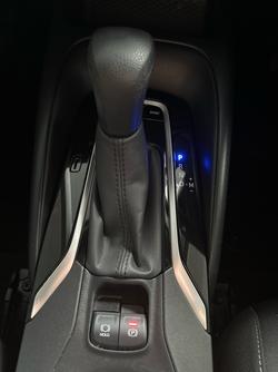 2020 Toyota
Corolla Ascent Sport