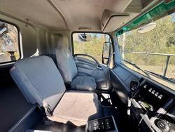 2015 Isuzu
Fyh Tilt Tray And Crane Truck, 350Hp, Auto, Only 105K Kms