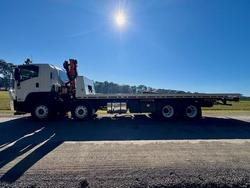 2015 Isuzu
Fyh Tilt Tray And Crane Truck, 350Hp, Auto, Only 105K Kms