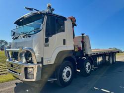 2015 Isuzu
Fyh Tilt Tray And Crane Truck, 350Hp, Auto, Only 105K Kms