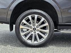 2025 Ford Everest Platinum