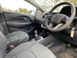 2014 Kia
Rio S